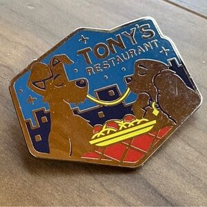 D23 exclusive Lady & the Tramp Disney trading pin
